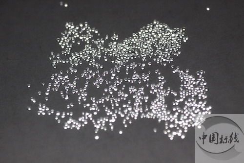 金湾金属表面处理厂喷砂玻璃微珠清理